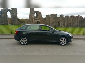 Used Skoda Rapid Spaceback 2016 for sale - 76252677: Photo 2