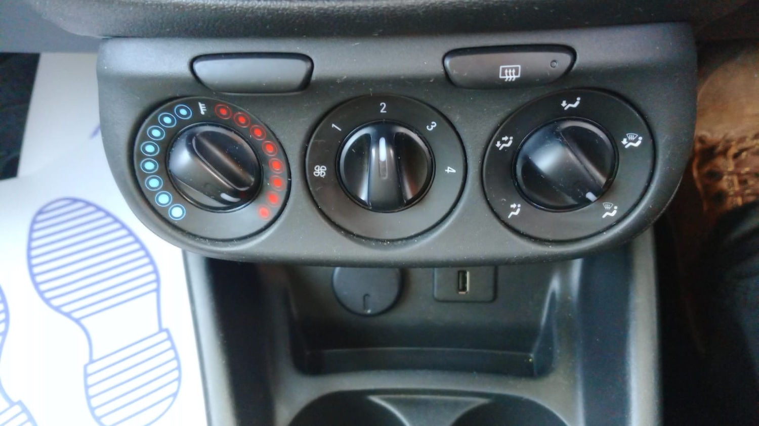 Used Vauxhall Corsa 2015 for sale - 77516189: Photo 15