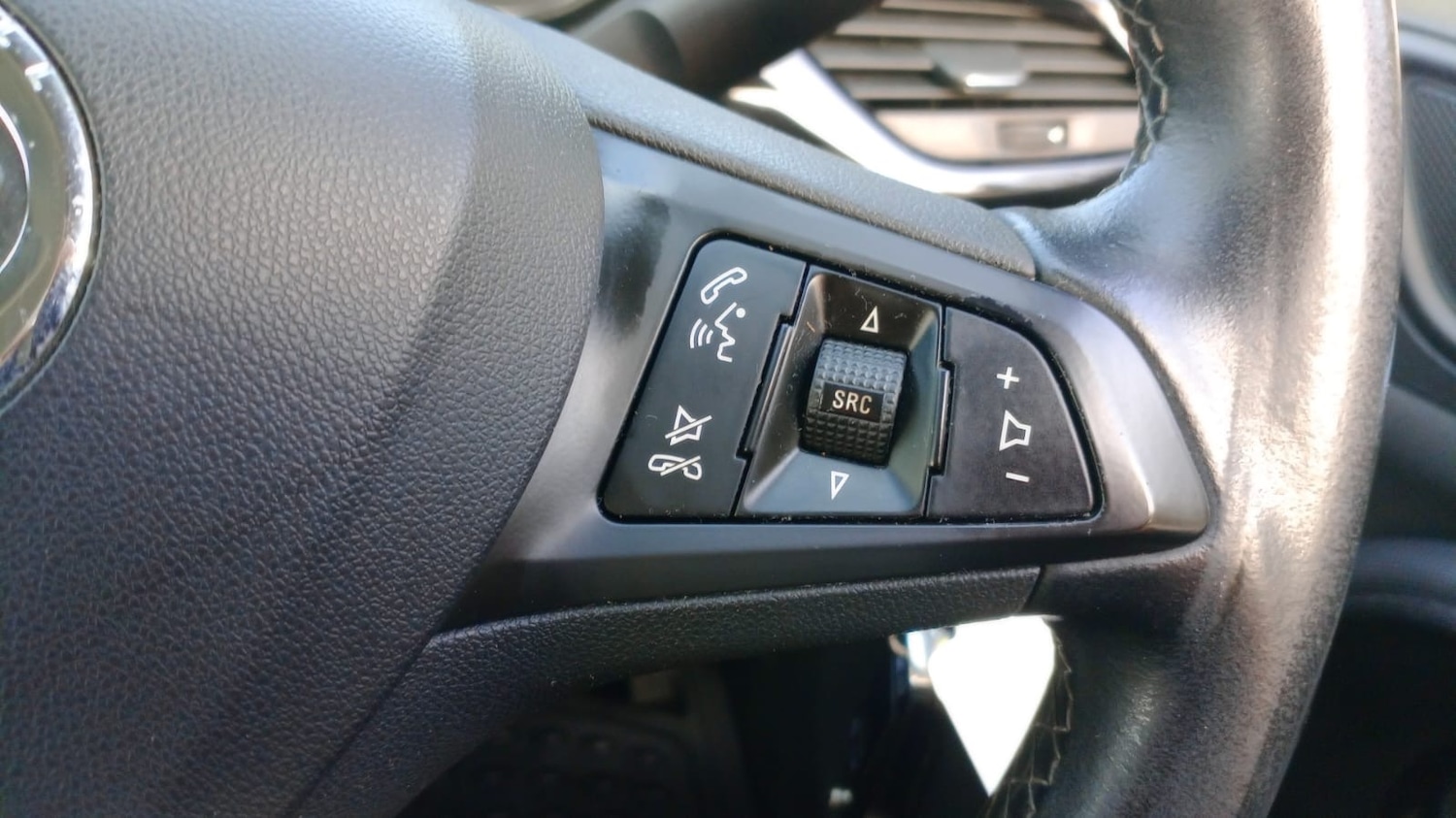 Used Vauxhall Corsa 2015 for sale - 77516189: Photo 7