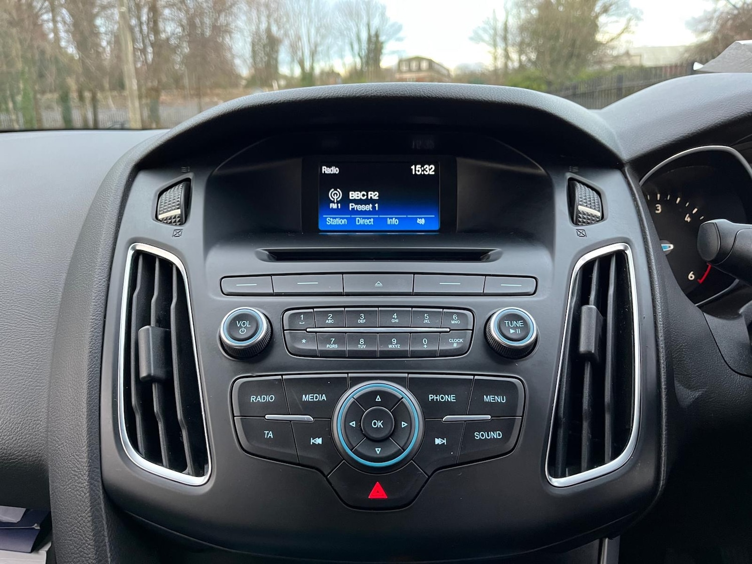 Used Ford Focus 2015 for sale - 77032861: Photo 11