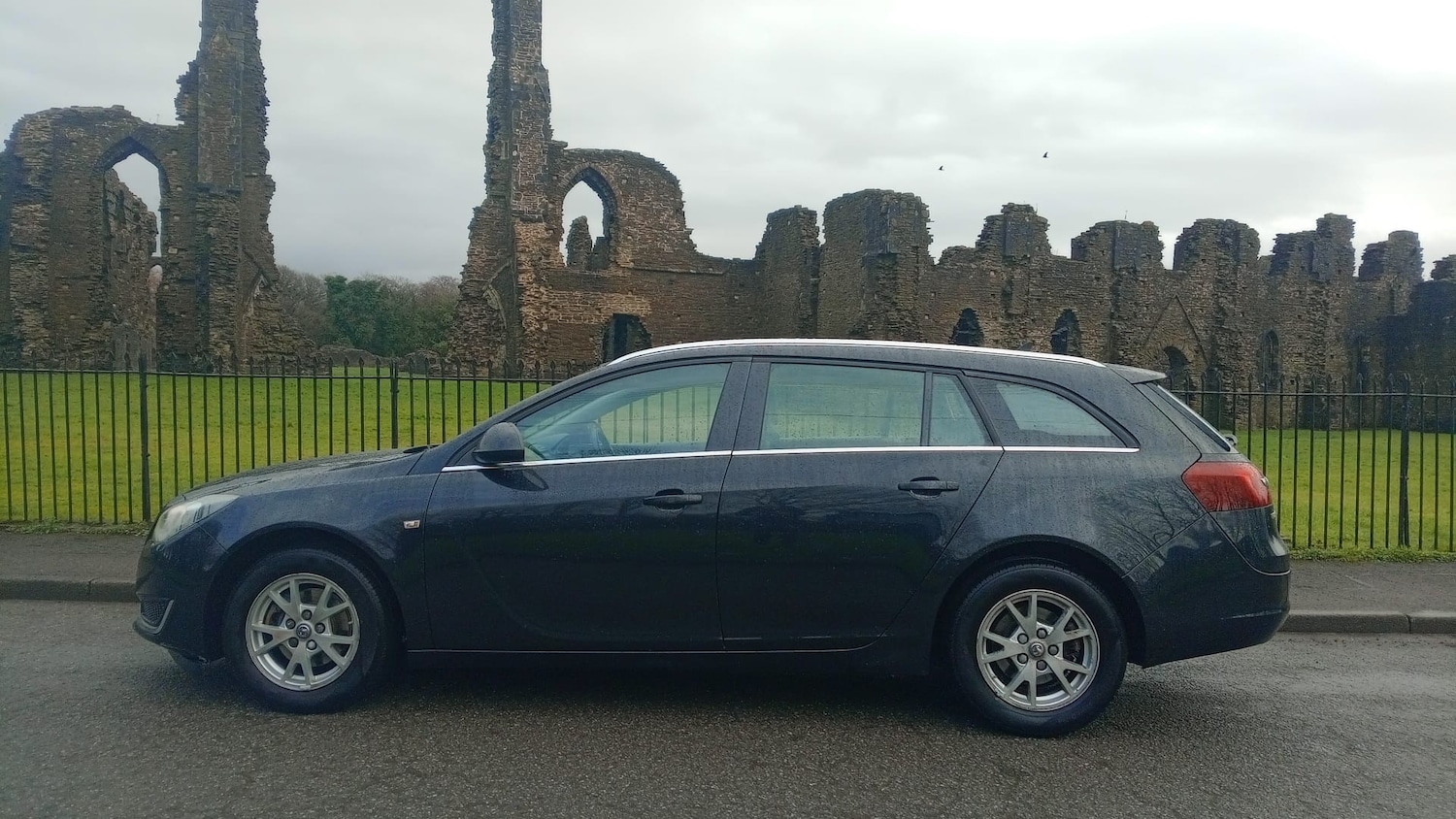 Used Vauxhall Insignia 2015 for sale - 77179536: Photo 3