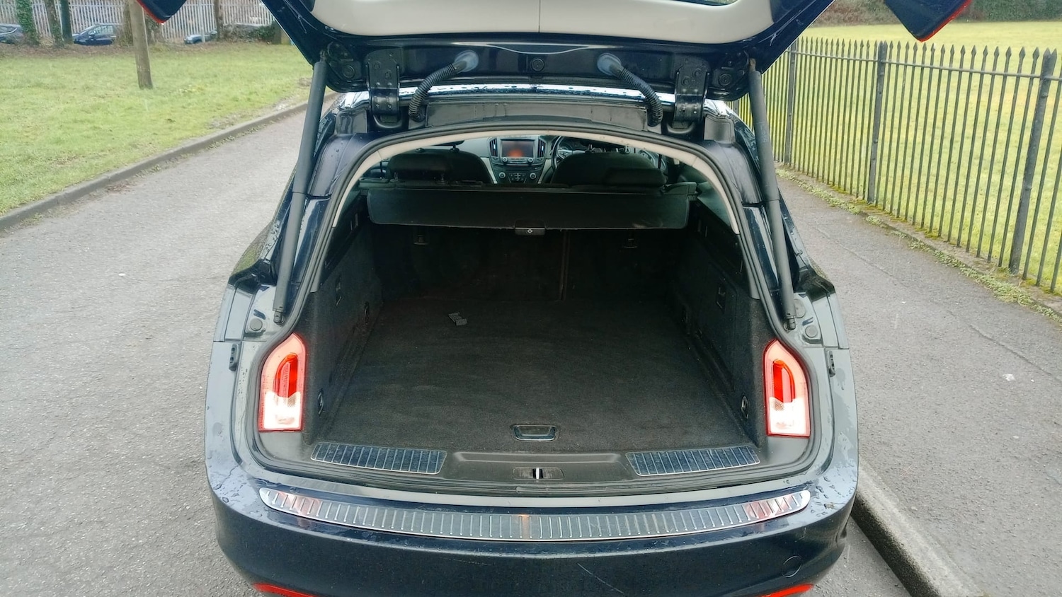 Used Vauxhall Insignia 2015 for sale - 77179536: Photo 5