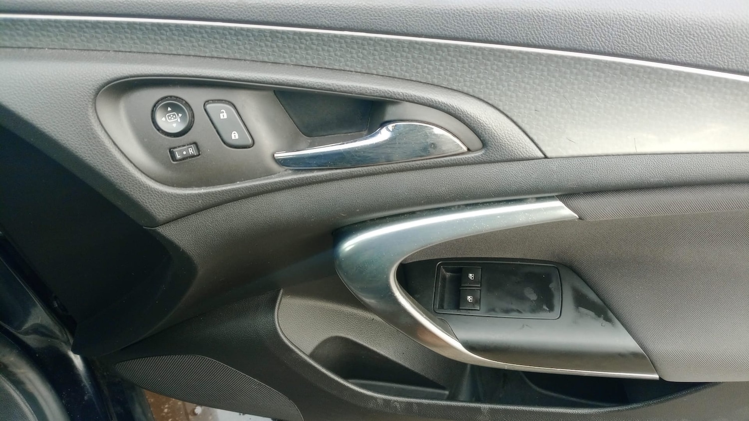 Used Vauxhall Insignia 2015 for sale - 77179536: Photo 7