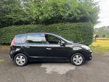 Used Renault Scenic 2011 for sale - 75356877: Photo