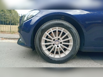 Used Mercedes-Benz C Class 2014 for sale - 79614165: Photo