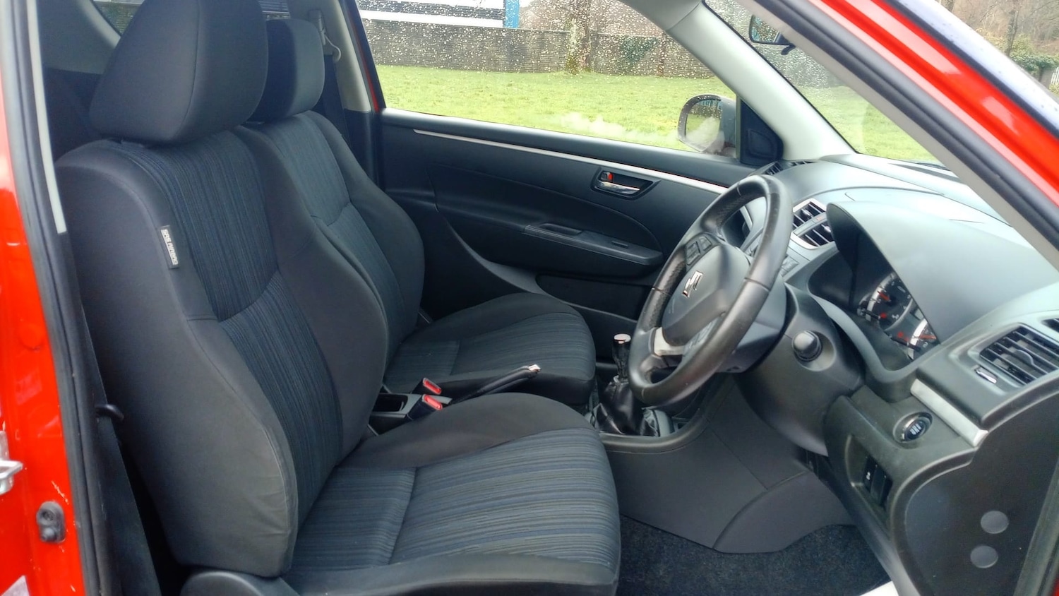 Used Suzuki Swift 2014 for sale - 77283066: Photo 7