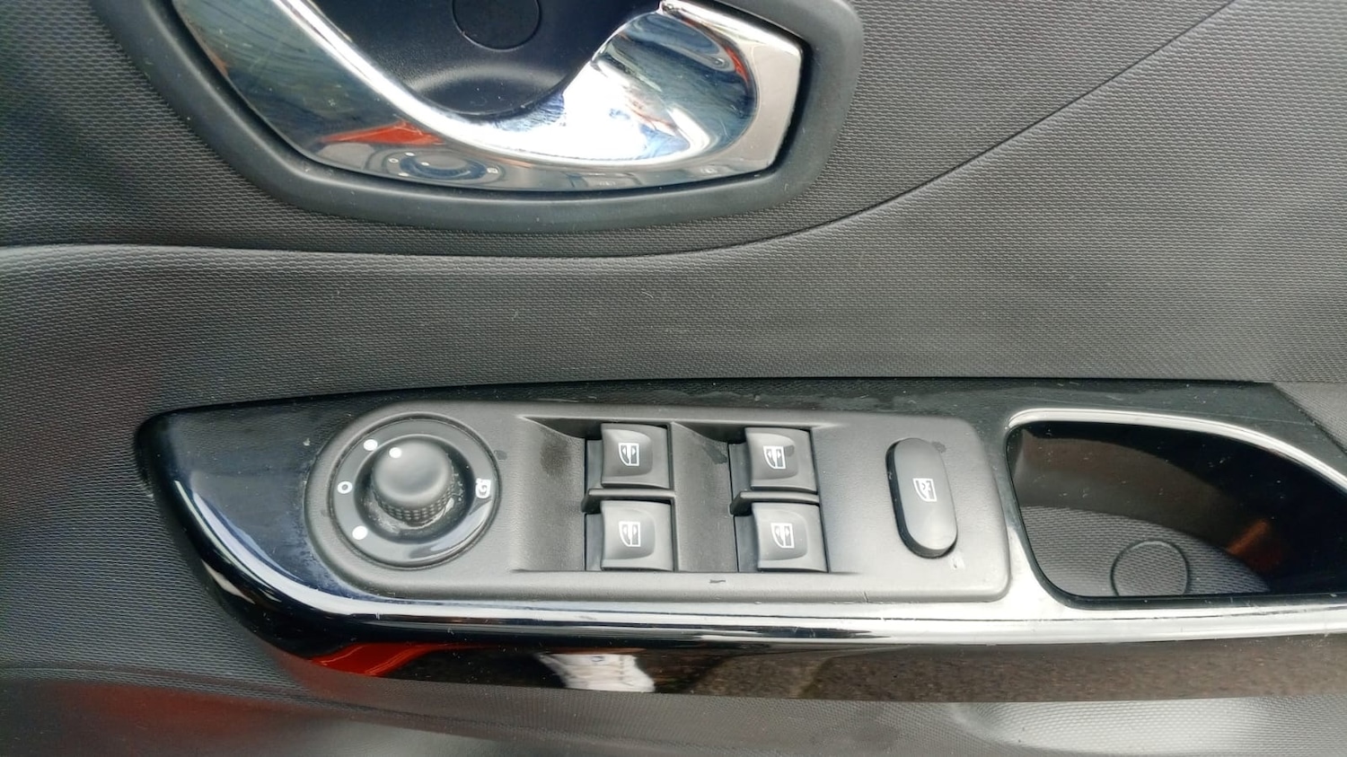 Used Renault Captur 2013 for sale - 76275974: Photo 22