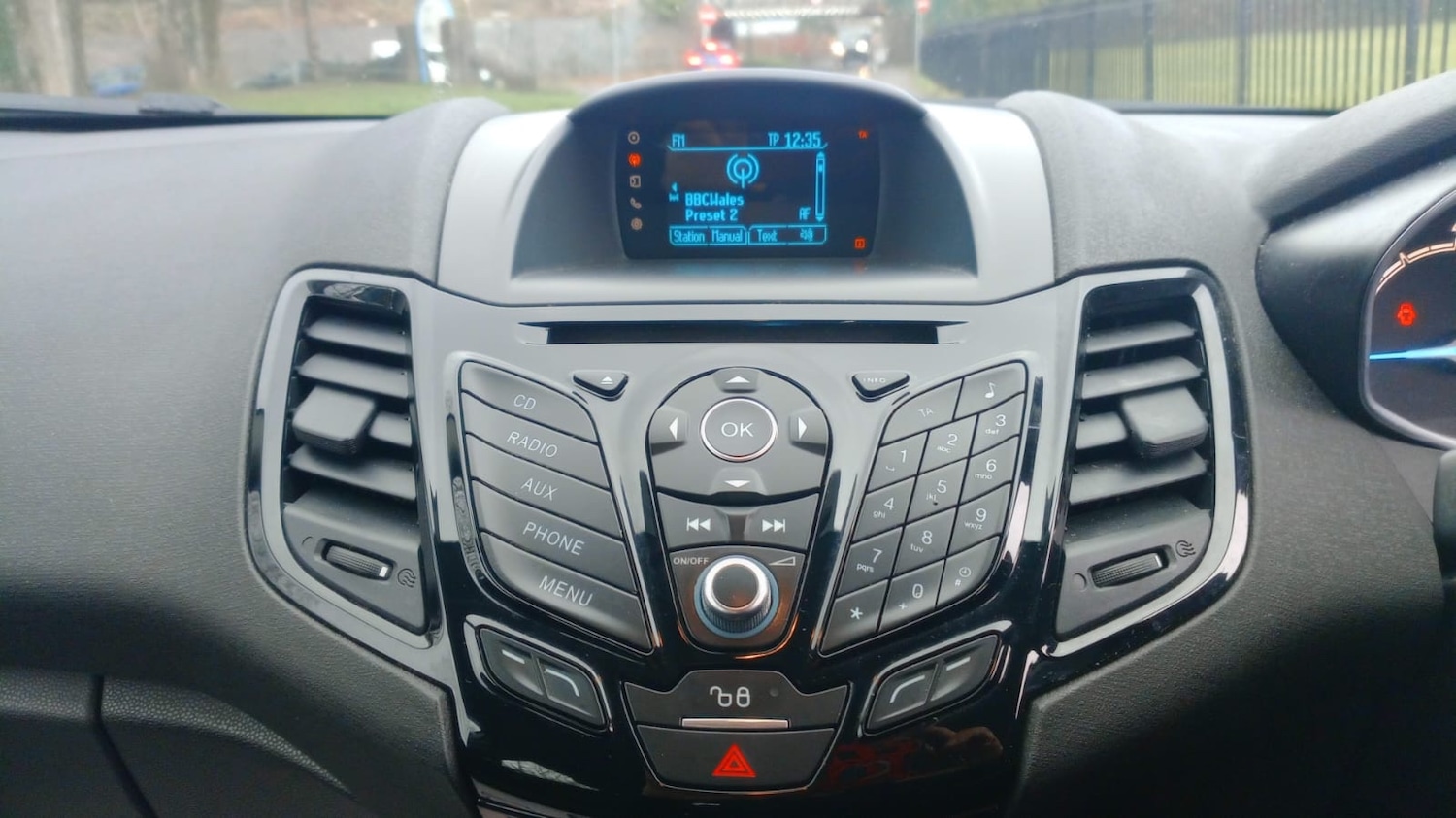 Used Ford Fiesta 2015 for sale - 77640169: Photo 11