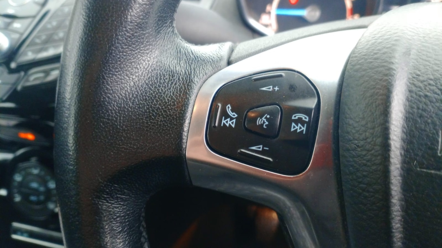 Used Ford Fiesta 2015 for sale - 77640169: Photo 8