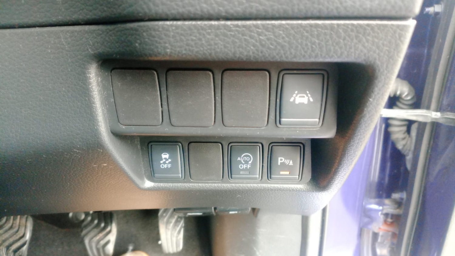 Used Nissan Qashqai 2015 for sale - 77530209: Photo 11