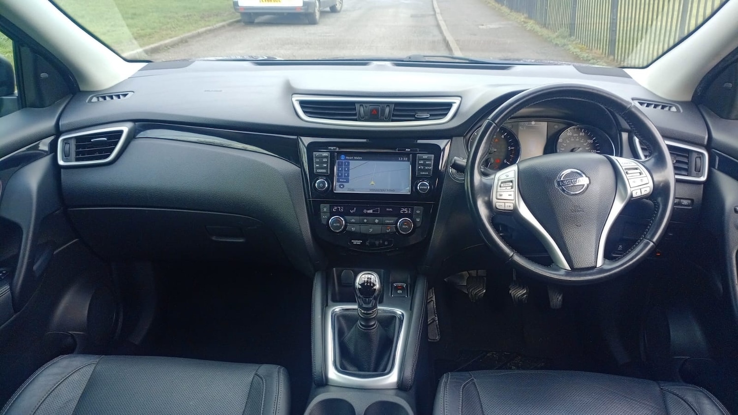 Used Nissan Qashqai 2015 for sale - 77530209: Photo 12