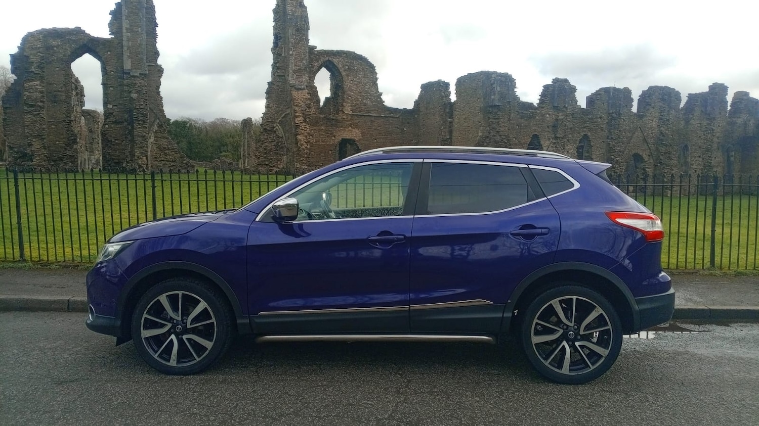 Used Nissan Qashqai 2015 for sale - 77530209: Photo 2