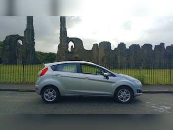 Used Ford Fiesta 2014 for sale - 78777112: Photo