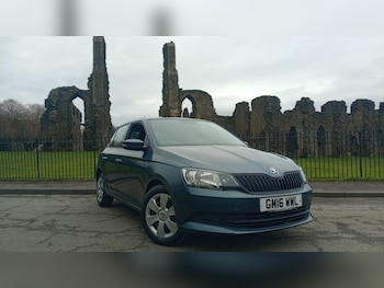 Used Skoda Fabia 2016 for sale - 77650772: Photo