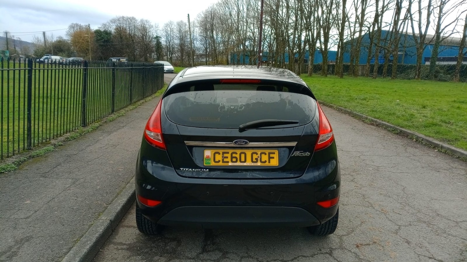 Used Ford Fiesta 2010 for sale - 76612232: Photo 3