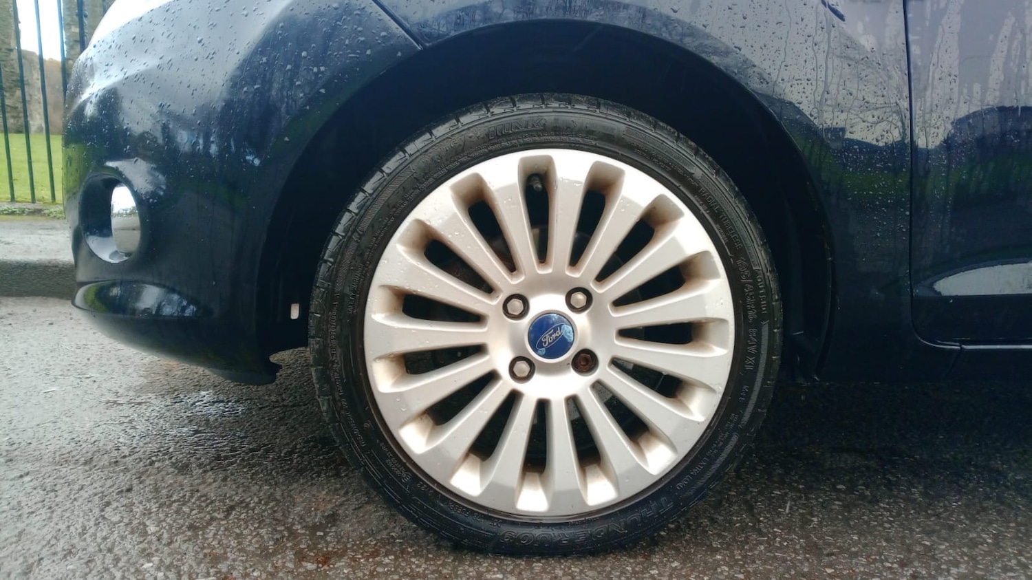 Used Ford Fiesta 2010 for sale - 76612232: Photo 6