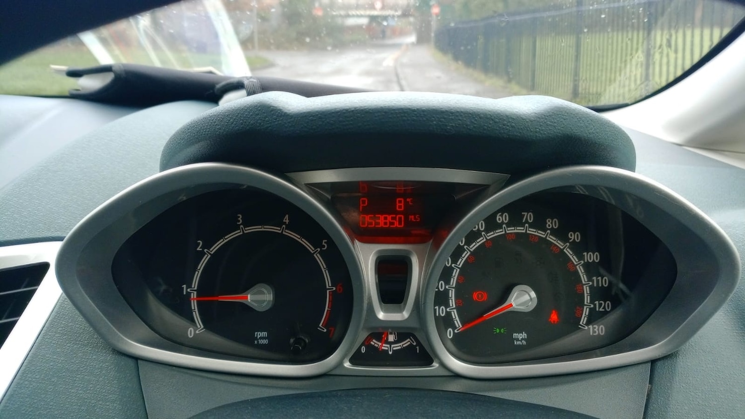 Used Ford Fiesta 2010 for sale - 76612232: Photo 8