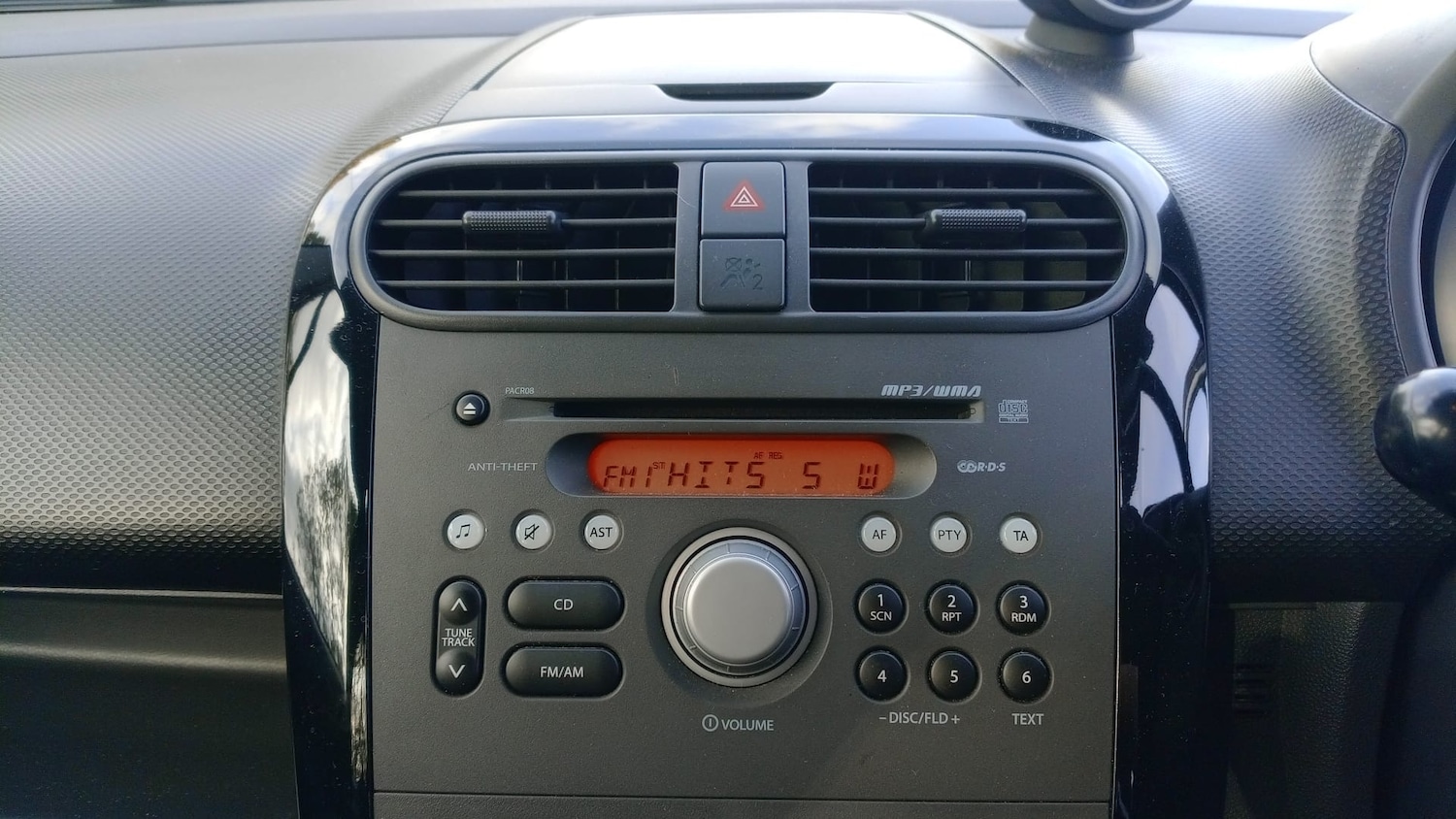 Used Suzuki Splash 2012 for sale - 76143196: Photo 11