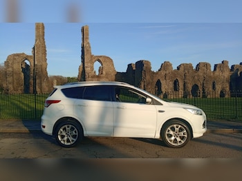 Used Ford Kuga 2016 for sale - 76829585: Photo