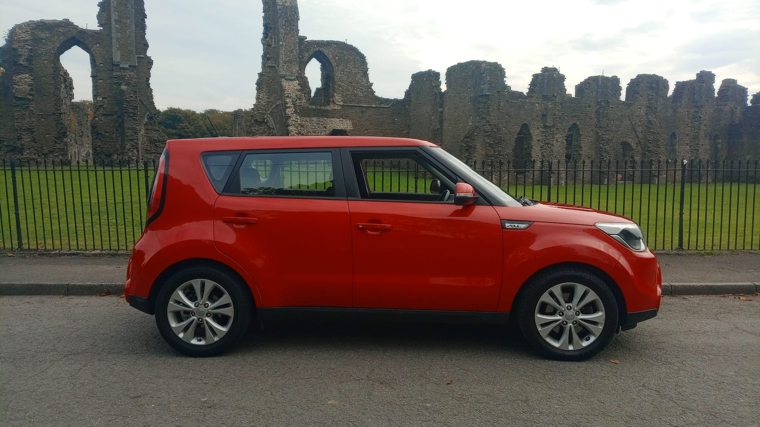 Used Kia Soul 2015 for sale - 76143928: Photo 2