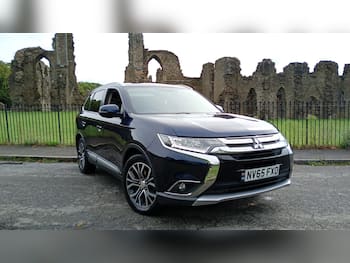 Used Mitsubishi Outlander 2015 for sale - 79731759: Photo