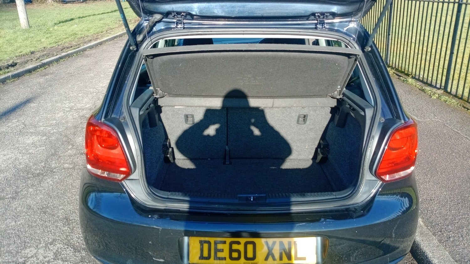 Used Volkswagen Polo 2011 for sale - 77353640: Photo 23