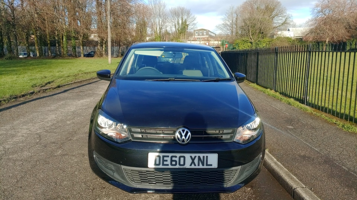 Used Volkswagen Polo 2011 for sale - 77353640: Photo 3