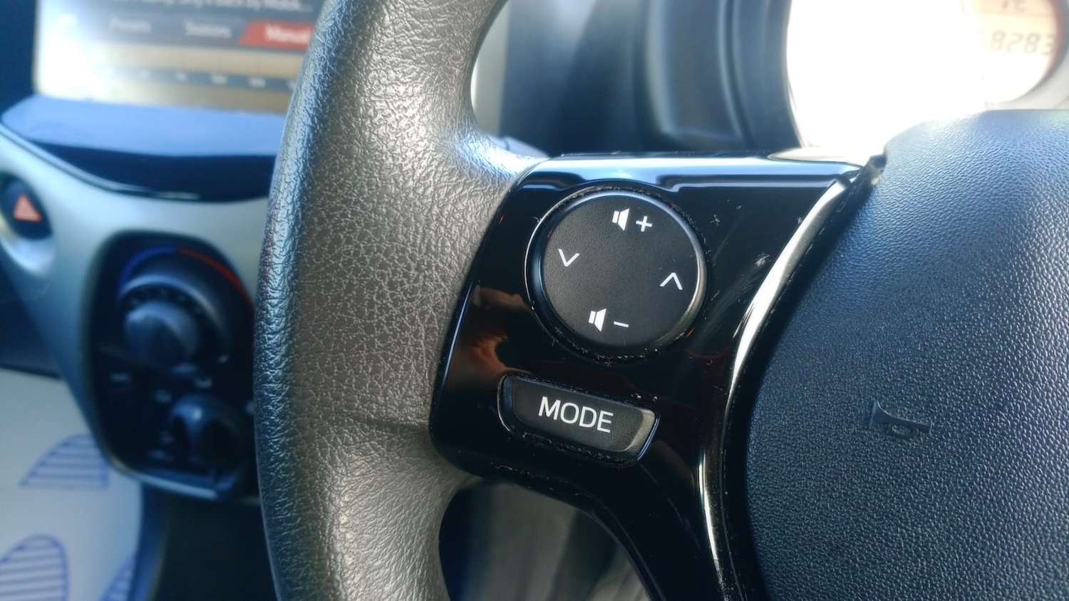 Used Peugeot 108 2016 for sale - 77529438: Photo 9