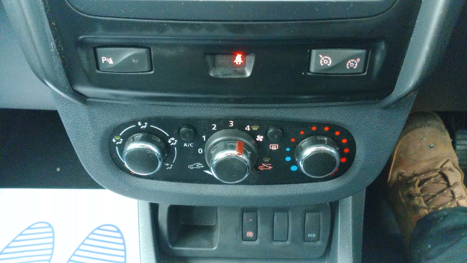 Used Dacia Duster 2017 for sale - 77271889: Photo 12