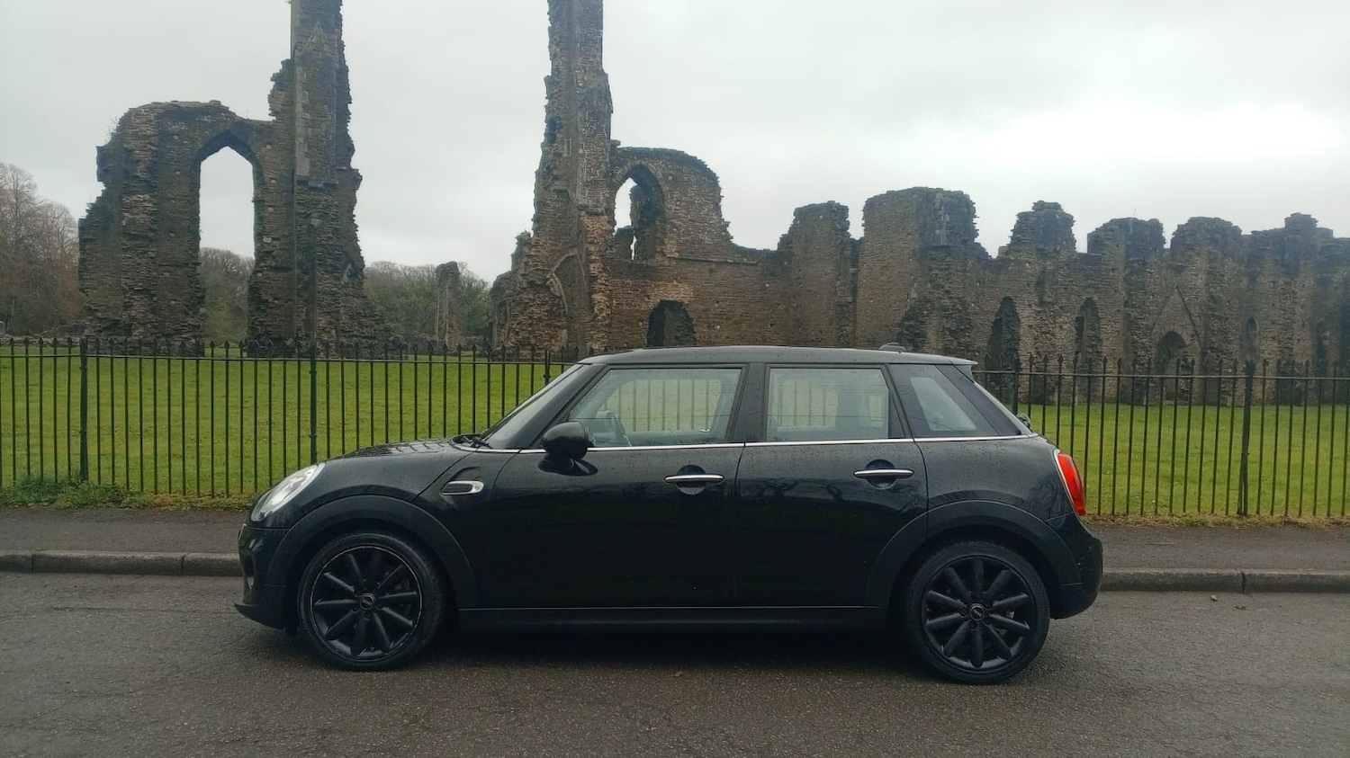 Used MINI Hatch 2016 for sale - 78139449: Photo 2