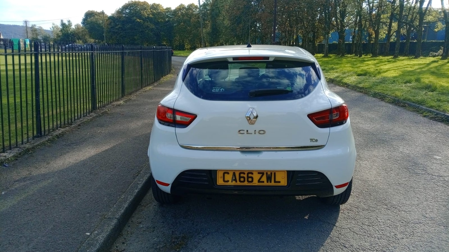 Used Renault Clio 2017 for sale - 76126062: Photo 3