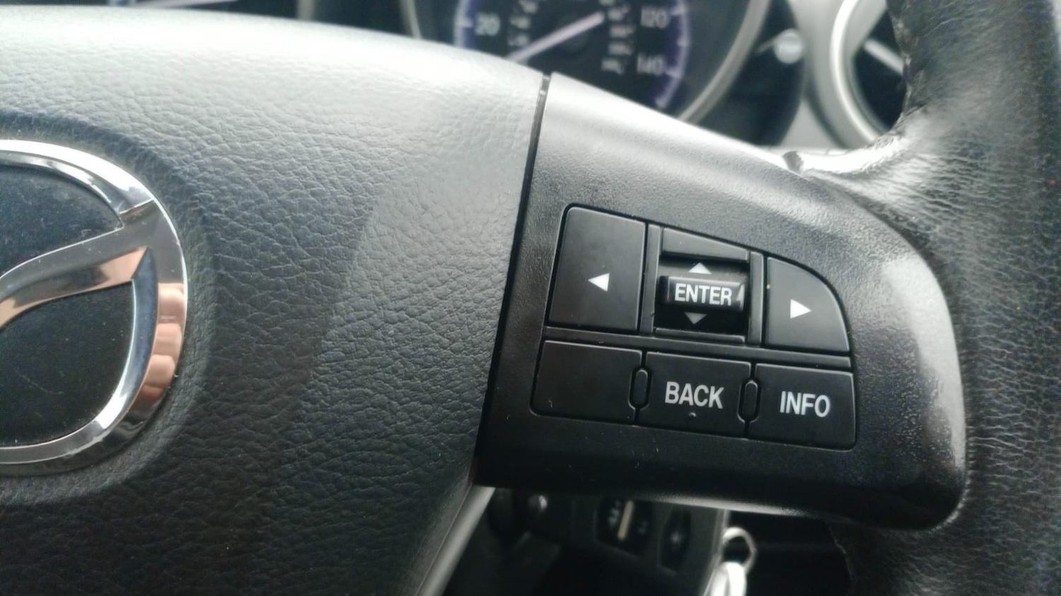 Used Mazda Mazda3 2013 for sale - 77136640: Photo 11