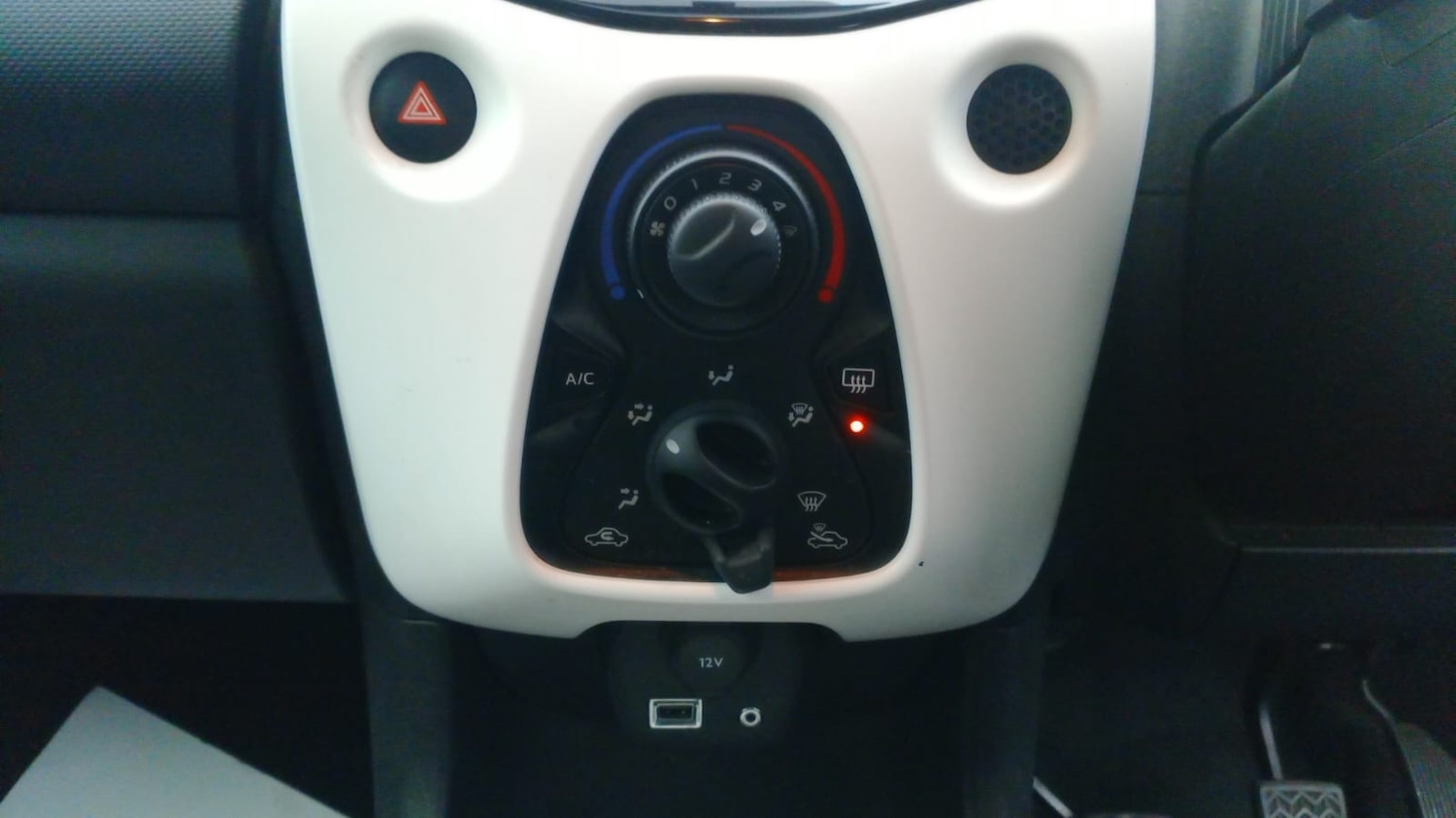 Used Citroen C1 2018 for sale - 77115960: Photo 6