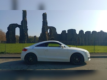 Used Audi TT 2011 for sale - 77742410: Photo