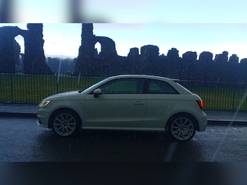 Used Audi A1 2016 for sale - 77223348: Photo