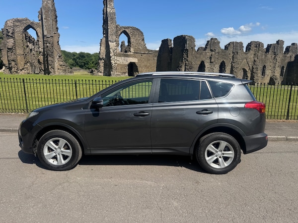 Used Toyota RAV4 2013 for sale - 74981478: Photo 10