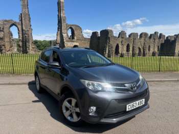 2013 (63) - 2.0 D-4D Invincible 5dr 2WD * 1 OWNER*