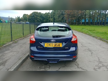 Used Ford Focus 2013 for sale - 76007173: Photo 3