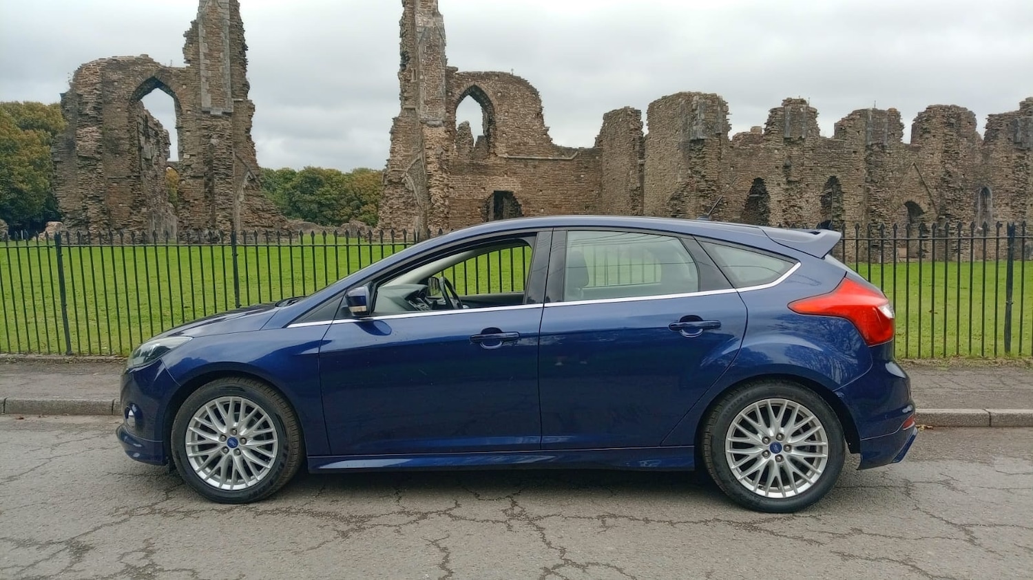 Used Ford Focus 2013 for sale - 76007173: Photo 6