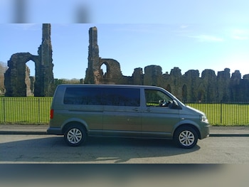 Used Volkswagen Transporter Shuttle 2015 for sale - 77930959: Photo