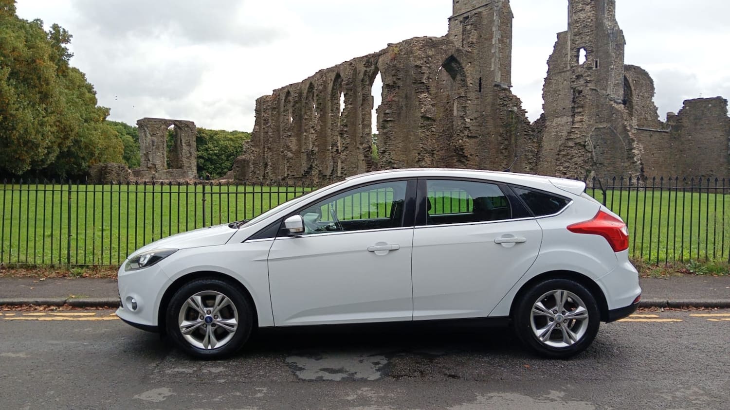 2012 12 FORD FOCUS