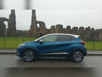 Used Renault Captur 2017 for sale - 77759073: Photo