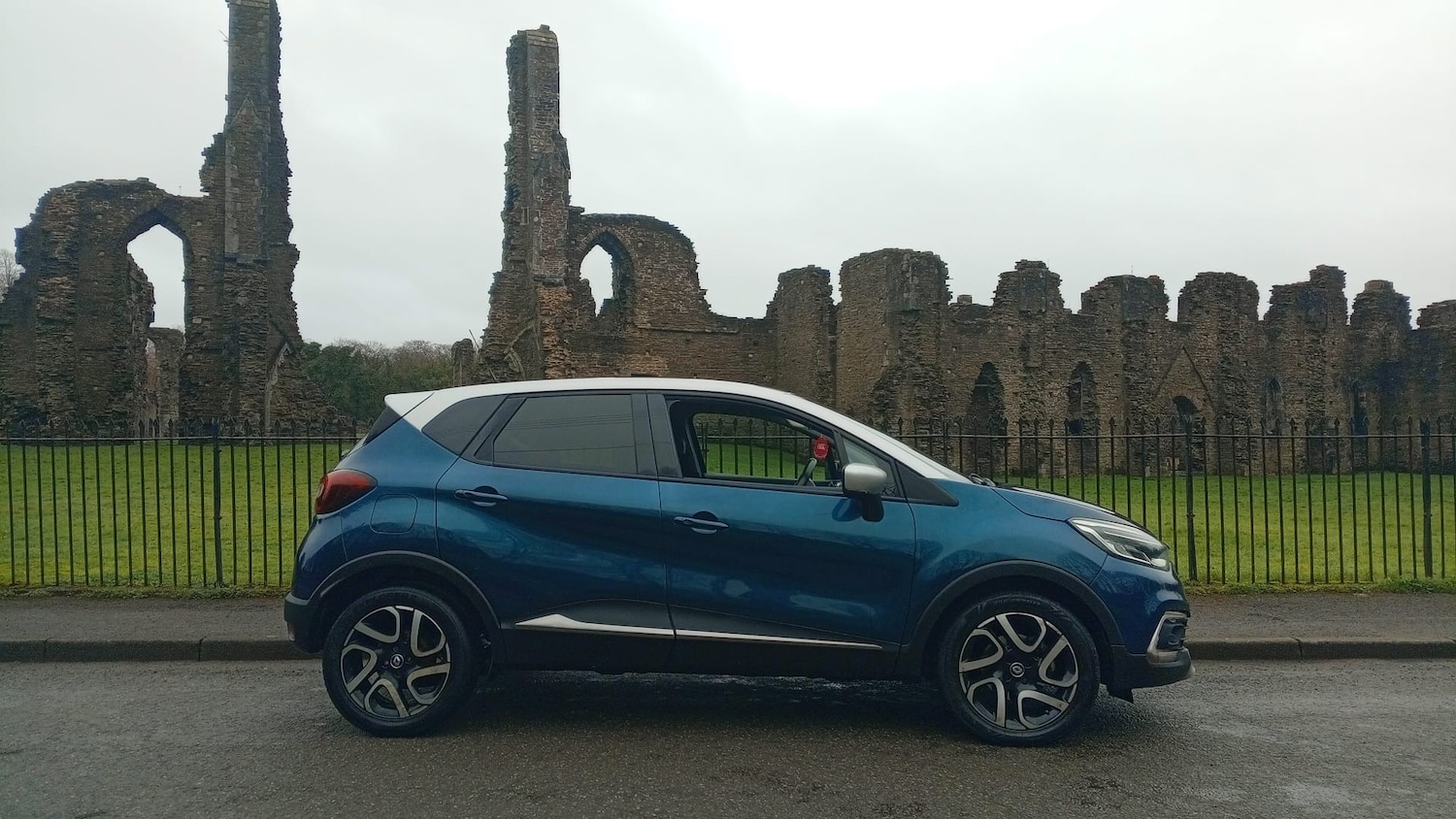 Used Renault Captur 2017 for sale - 77759073: Photo 3