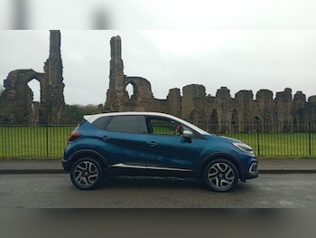 Used Renault Captur 2017 for sale - 77759073: Photo