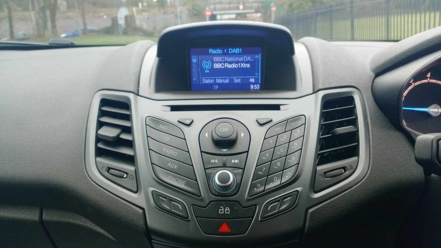 Used Ford Fiesta 2014 for sale - 77801761: Photo 12