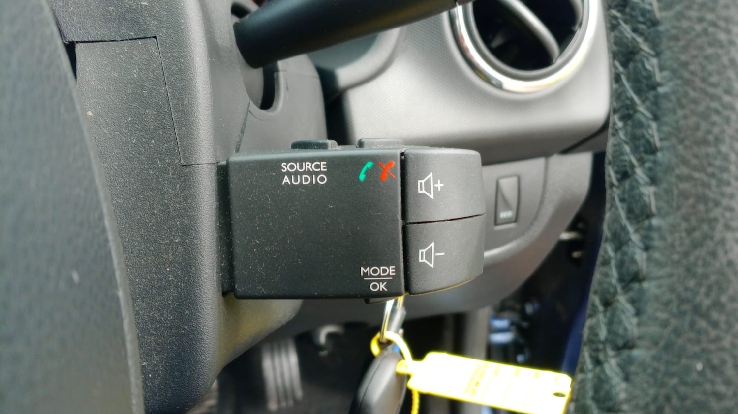 Used Dacia Sandero 2016 for sale - 77689317: Photo 9