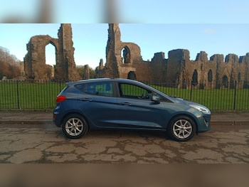 Used Ford Fiesta 2018 for sale - 76649639: Photo