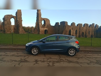 Used Ford Fiesta 2018 for sale - 76649639: Photo