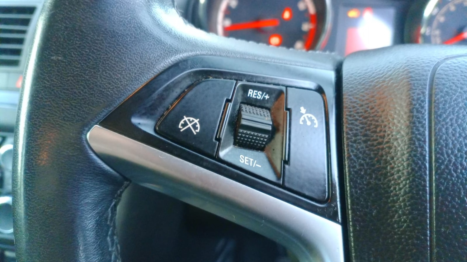 Used Vauxhall Meriva 2017 for sale - 77354003: Photo 12