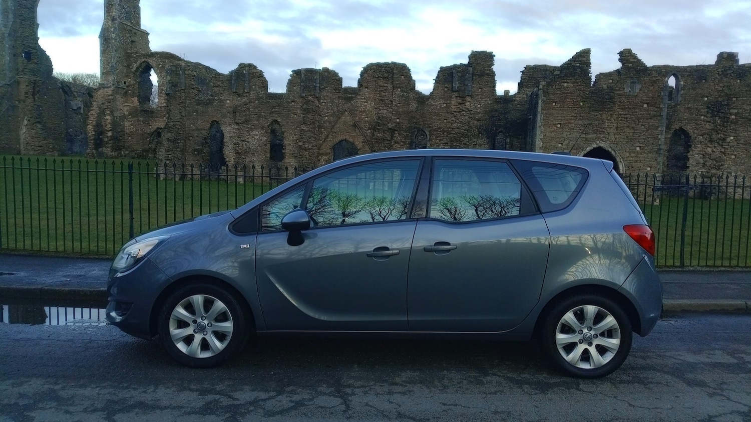 Used Vauxhall Meriva 2017 for sale - 77354003: Photo 4